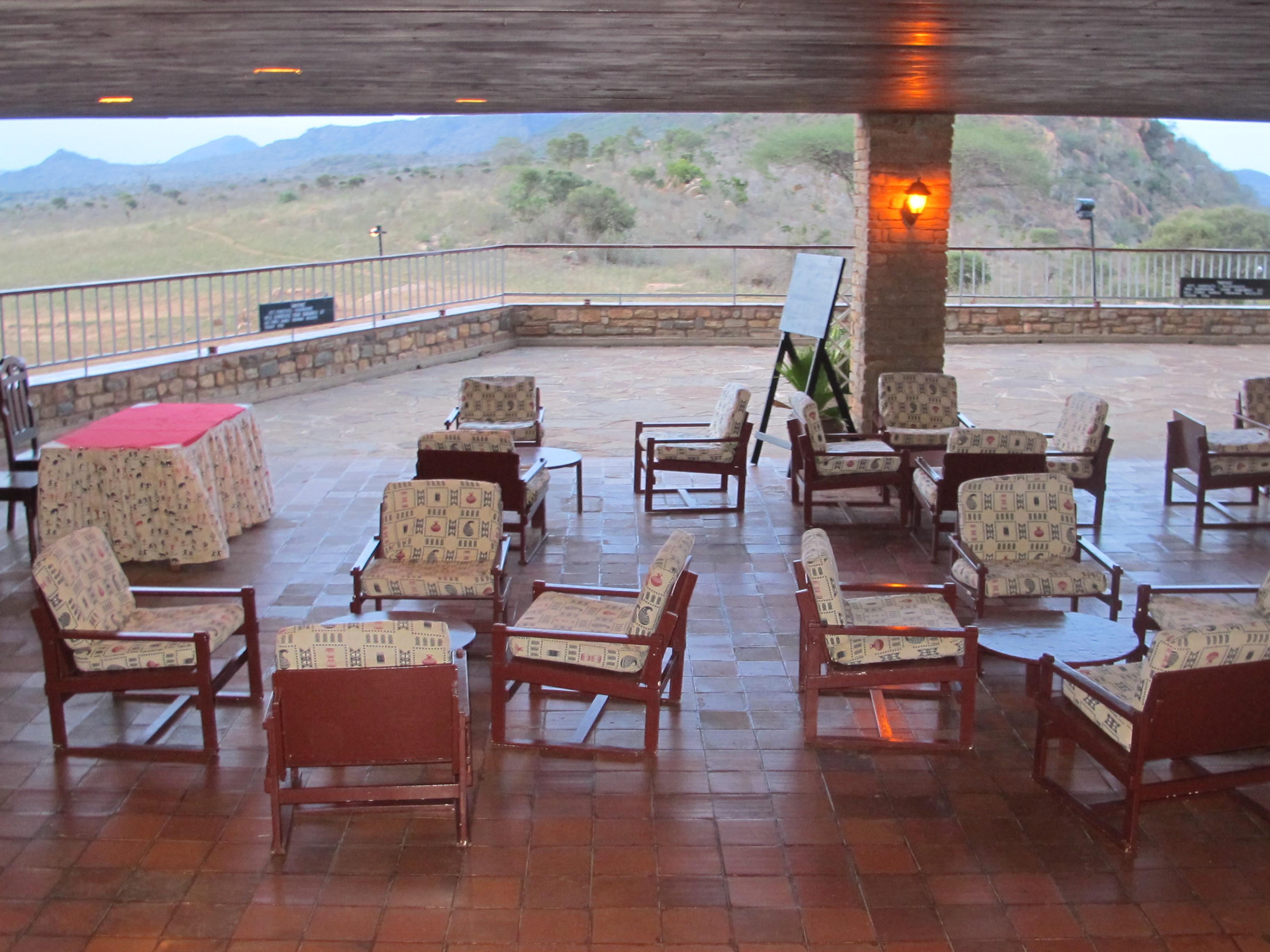 Ngulia Safari Lodge Tsavo Екстериор снимка