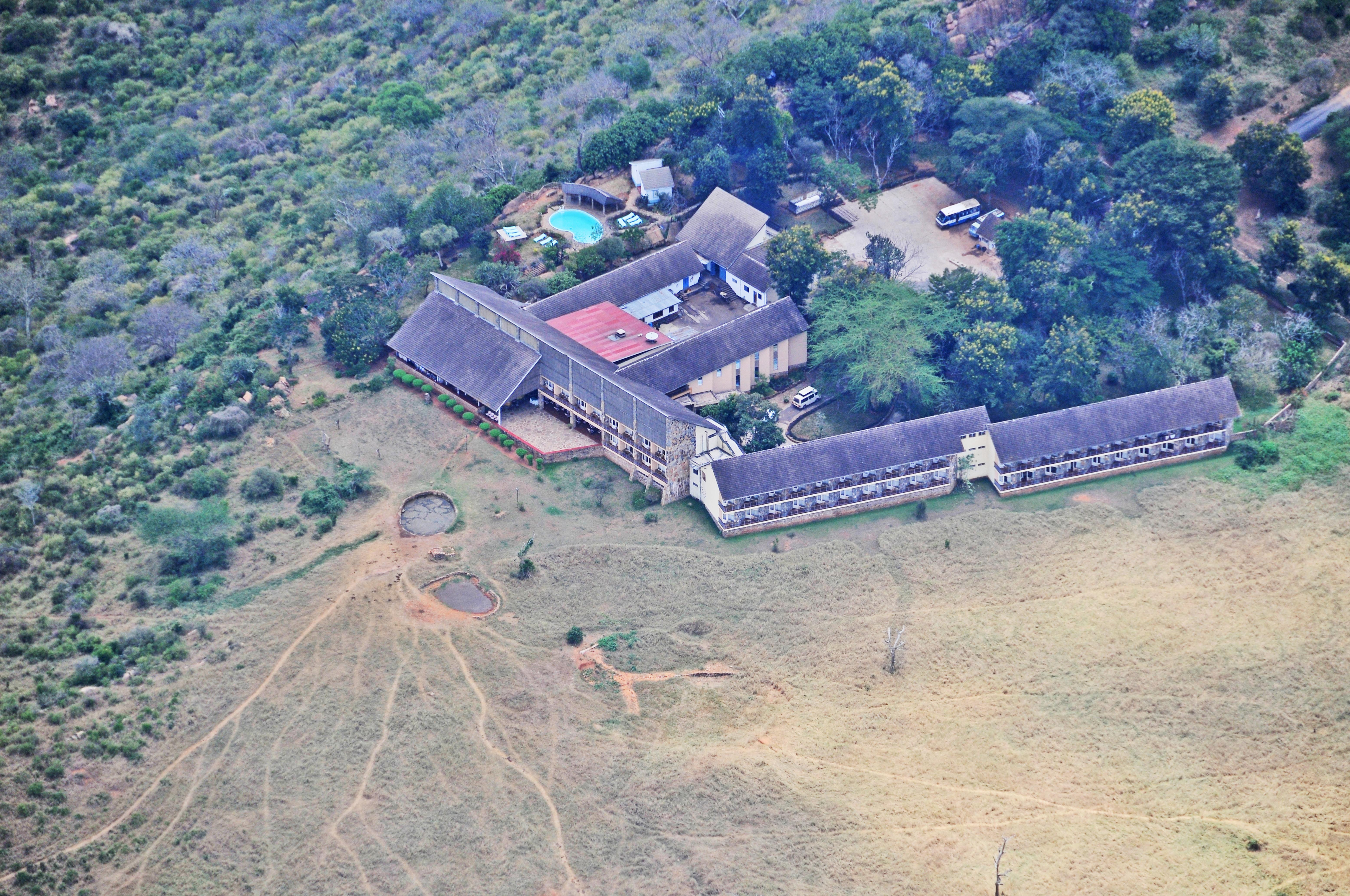 Ngulia Safari Lodge Tsavo Екстериор снимка